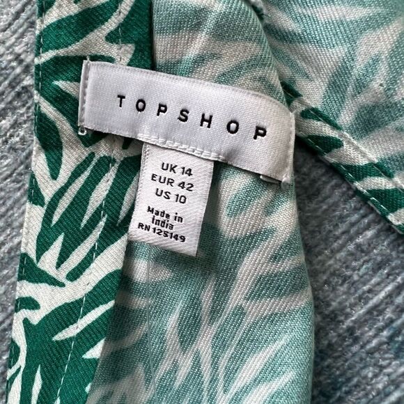 Topshop Green and White Abstract Leaf Print Tie Crop Size 10 - Picture 9 of 9